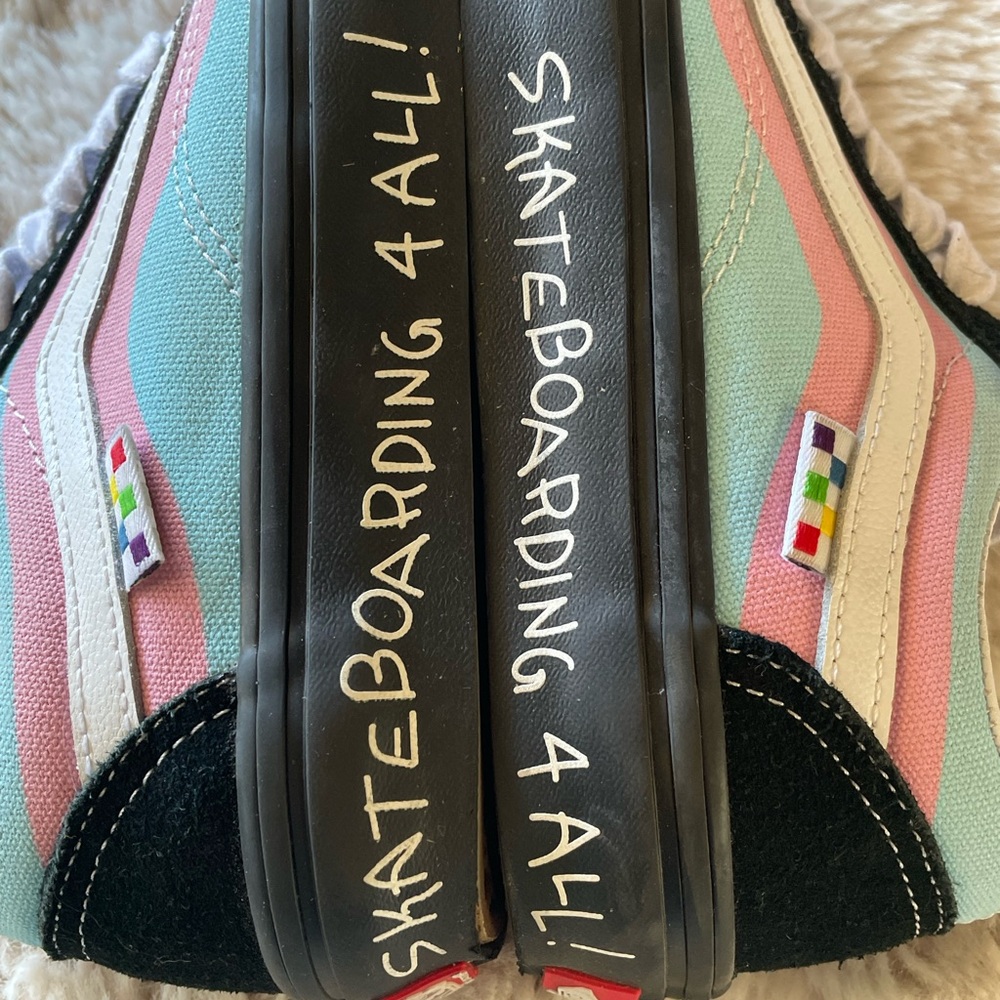 Vans Kids Pride Series Multicolor Stripe Sneakers - never worn - Picture 4 of 7